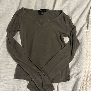 sage green v neck tank size xs